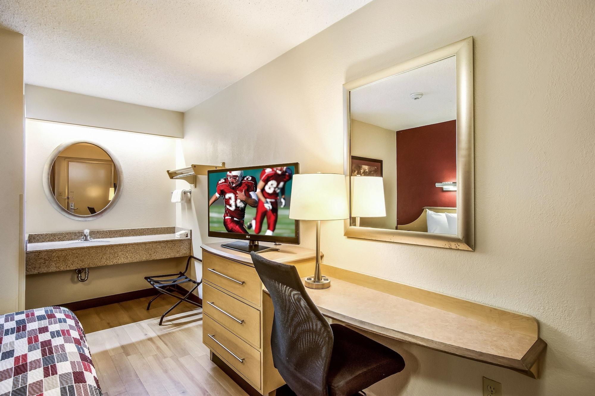 Red Roof Inn Detroit - Plymouth/Canton Ngoại thất bức ảnh