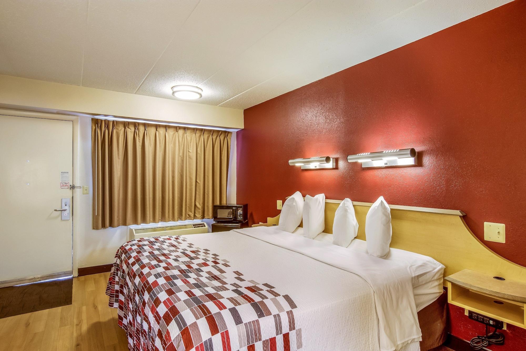Red Roof Inn Detroit - Plymouth/Canton Ngoại thất bức ảnh