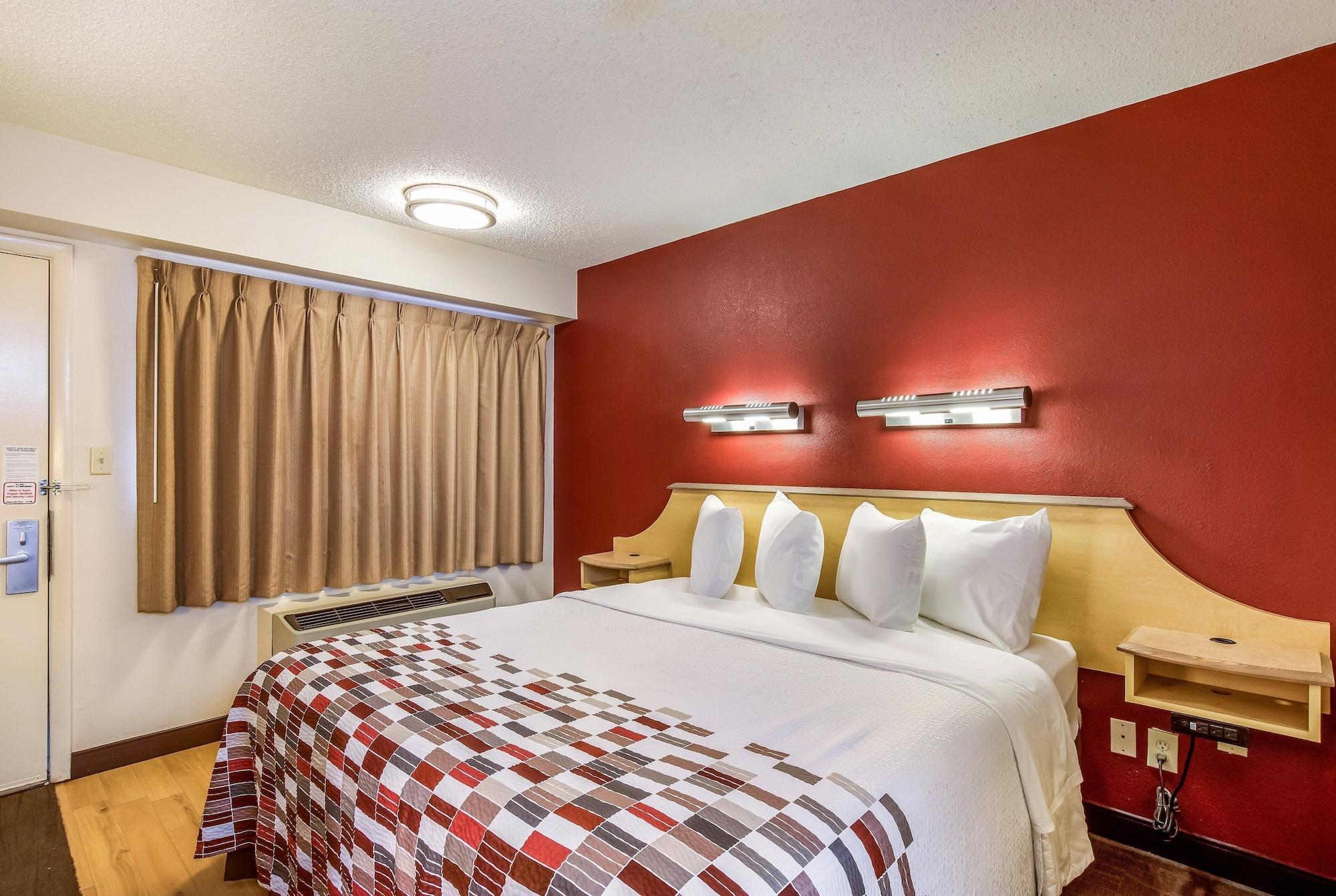 Red Roof Inn Detroit - Plymouth/Canton Ngoại thất bức ảnh