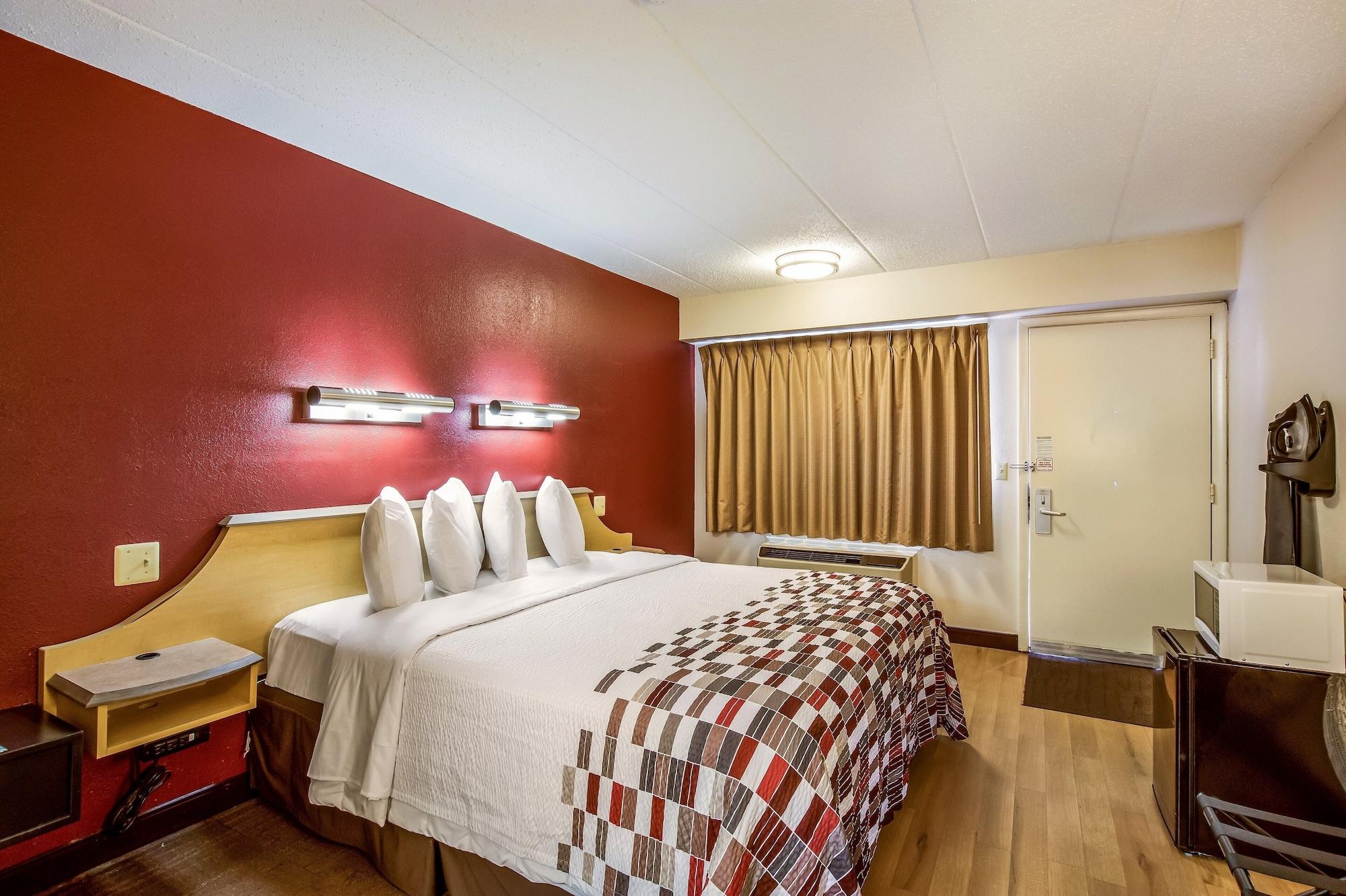 Red Roof Inn Detroit - Plymouth/Canton Ngoại thất bức ảnh