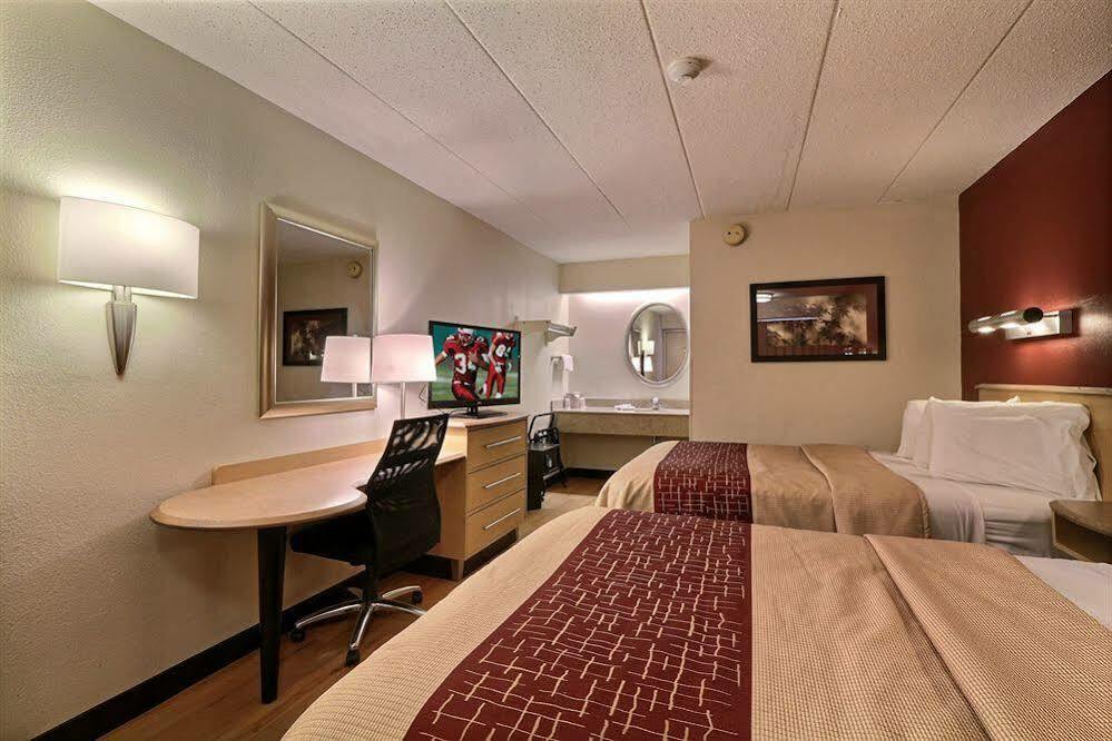 Red Roof Inn Detroit - Plymouth/Canton Ngoại thất bức ảnh