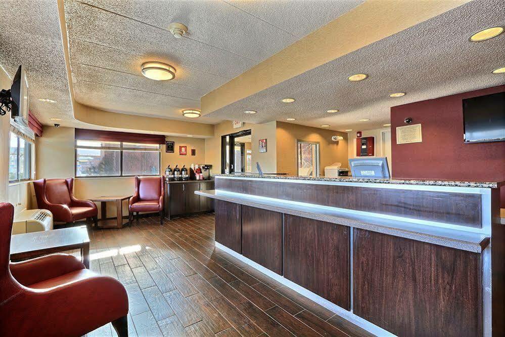 Red Roof Inn Detroit - Plymouth/Canton Ngoại thất bức ảnh